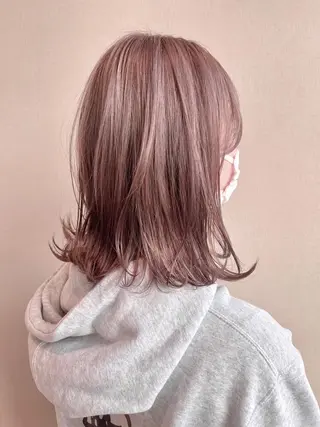 ミディアム 切りっぱなしボブ/ 蒲生四丁目/伊藤瑠唯のヘアスタイル