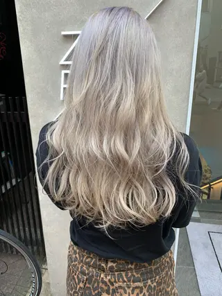 ロング カラー 酸性ストレート・ メンズ 三原 楊子のヘアスタイル