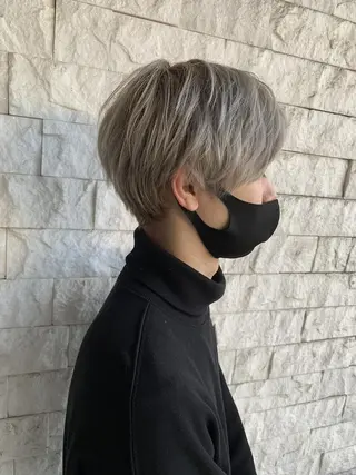 ショート 及川 歩真のヘアスタイル