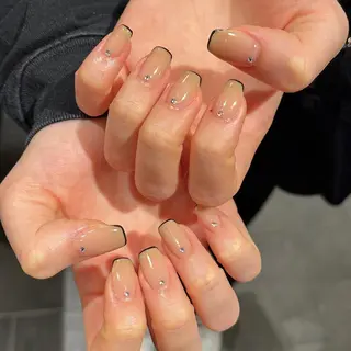 ネイル 鈴木 里奈のネイルデザイン