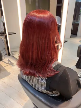 セミロング カラー ブリーチ/髪質改善/ ハイトーン/暖色のヘアスタイル