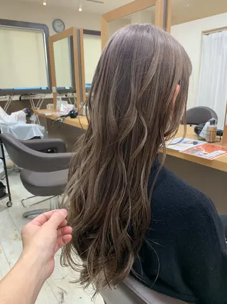 ロング カラー Lien 深井店のヘアスタイル