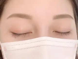 アイブロウ BellFlower Aki(眉・まつげ)のマツエク・マツパデザイン