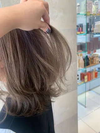 セミロング カラー 後輩のモデル募集中 河端　麻佑のヘアスタイル