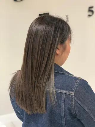 ロング カラー 松吉 純平のヘアスタイル