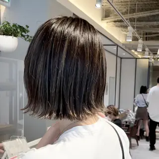 ショート ハイライトバレイヤー ジュ&縮毛矯正✨櫻野のヘアスタイル