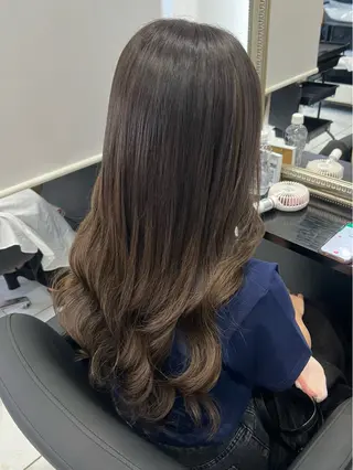 ロング カラー YUDU🍊 germe/ジェルムのヘアスタイル