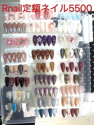 ネイル R nailsalon所属・Rネルサイン よ よのネイルデザイン