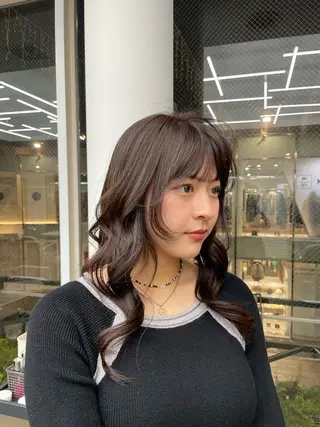 カラー 近藤 理子のヘアスタイル