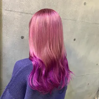 セミロング カラー 及川シゲル 髪質改善講師のヘアスタイル