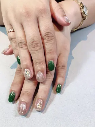 ネイル iiloo aromaworksのネイルデザイン