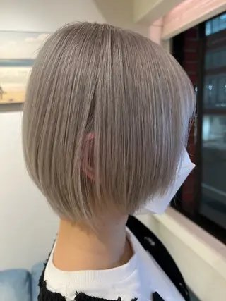 ショート 渋谷ハイトーン/ デザインカラー阿部のヘアスタイル