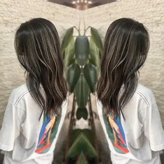 セミロング Y Uのヘアスタイル