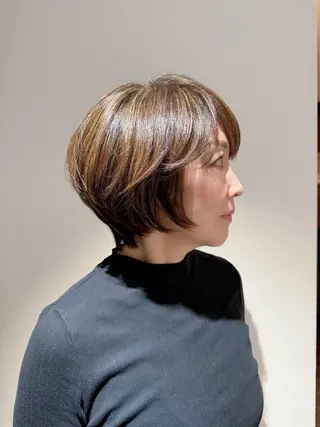 ショート カラー 津田 幹太のヘアスタイル