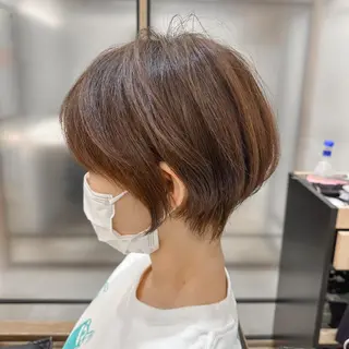 ショート シノハラ ガクト ショート/白髪ぼかしのヘアスタイル