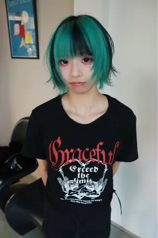 ショート カラー 色落ちまで2度綺麗な ハイトーン⭐️ヨシキのヘアスタイル