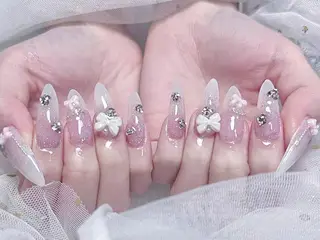 ネイル Rena🎀長さだし 専門🫧のネイルデザイン