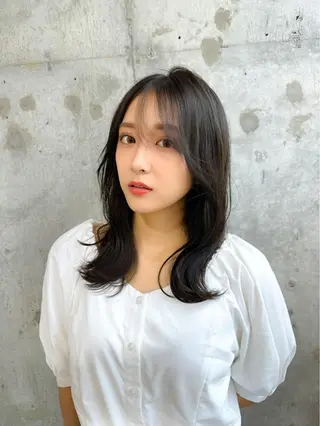 ミディアム カラー 髪質改善サロン Sea shinjuku 新宿南口【シー シンジュク】所属・髪質改善/韓国ヘア レイヤー/新宿/ロミのヘアスタイル