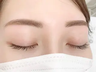 マツエク・マツパ アイブロウ BellFlower Aki(眉・まつげ)のマツエク・マツパデザイン