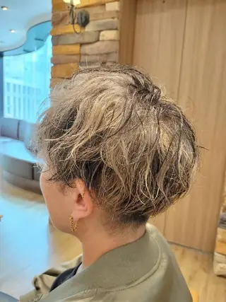ショート カラー Watanabe. cのヘアスタイル