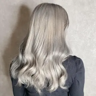 ロング カラー FERIA梅田🖤 透明感カラー🎀のヘアスタイル