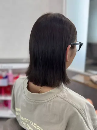 ショート 𝒀𝒖𝒓𝒊 ハイトーン/艶髪✨のヘアスタイル