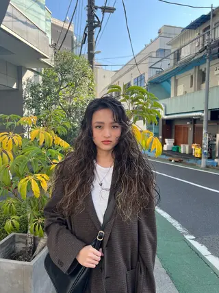 ロング パーマ NERO 松井 隆人のヘアスタイル