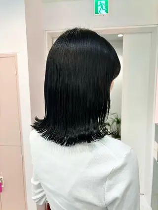 ミディアム カラー 顔周りカット/ボブ/ ツヤ髪/coconaのヘアスタイル