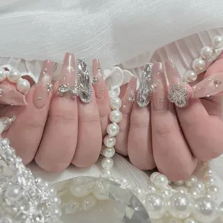 ネイル FLY Nail Salonのネイルデザイン