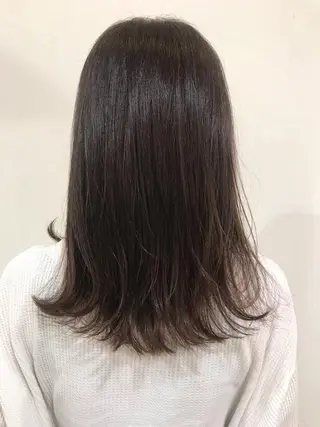 セミロング カラー トレンドヘアーに🌈 川村　静香のヘアスタイル