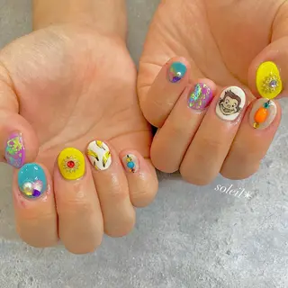 ネイル 粟津 美紀のネイルデザイン