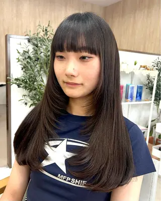 セミロング Una並木坂  透明感カラー＆髪質改善＆韓国ヘア所属・松本 凜那のヘアスタイル