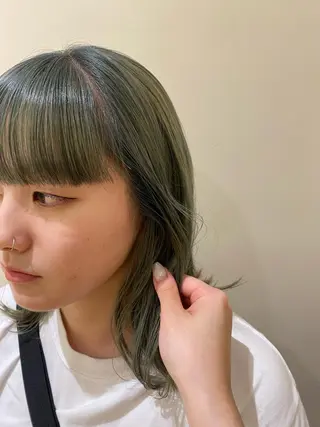 ミディアム C-LOOP UNITED ATELIER所属・阿南 結実のヘアスタイル