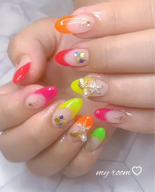 ネイル うるま市サロン Yuko Izawaのネイルデザイン