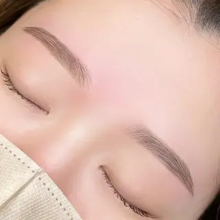 アイブロウ GAUEN所属・RIKO🎀 代官山eyeサロンのマツエク・マツパデザイン