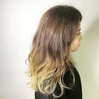 ロング BIANCA isesaki 小暮のヘアスタイル