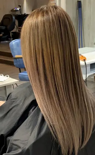 ココバイファニック 関内のヘアスタイル