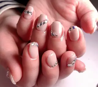 ネイル miu miu大塚店所属・miu miuのネイルデザイン