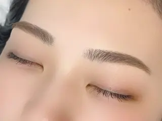 アイブロウ 田中 怜奈のマツエク・マツパデザイン
