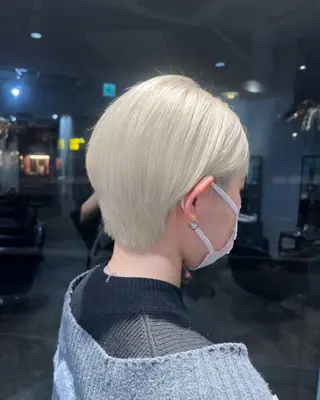 ショート カラー ハイトーンカラー が絶対可愛い✨泰聖✨のヘアスタイル