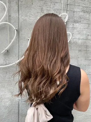 ロング ブリーチ毛矯正.髪質 改善.髪にドラマをのヘアスタイル