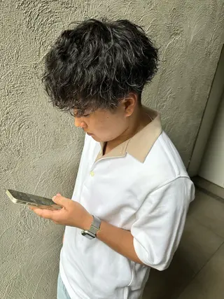 ショート パーマ メンズ GO TODAY シェアサロン　原宿本店所属・原宿↔︎浦和　美容師 折笠　亮のヘアスタイル