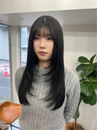 ロング Lomalia Yuukaのヘアスタイル