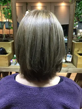 ショート カラー IROHA所属・髪質改善縮毛矯正なら ✨伊藤佳祐✨のヘアスタイル