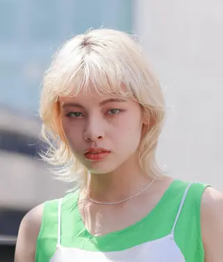 ミディアム 田邉 海斗のヘアスタイル