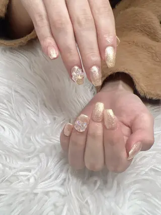 ネイル &ME シシのネイルデザイン