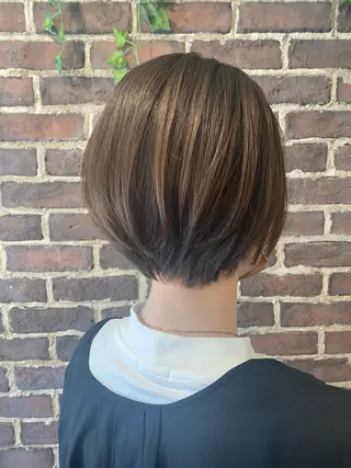 ショート 555tetelight所属・新井 菜摘のヘアスタイル
