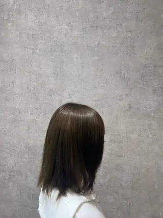 ミディアム カラー 《カラー特化》値賀 大樹のヘアスタイル