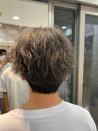 ショート カラー パーマ Aujuaソムリエ ❤️‍🔥今吉 晃太のヘアスタイル