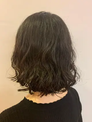 ミディアム l-blossom所属・榎本 美雪のヘアスタイル